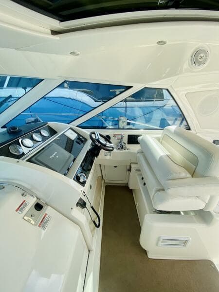 2010 Sea Ray 450 Sundancer