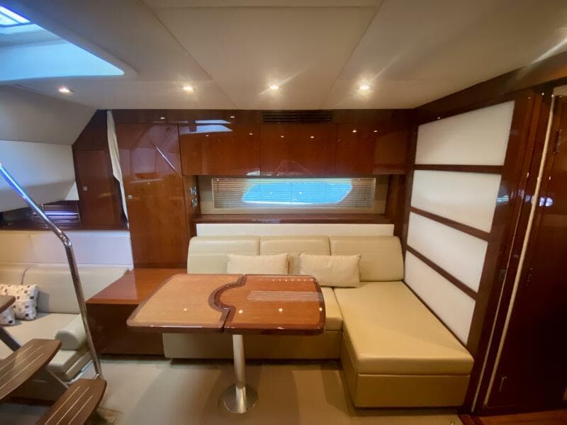 2010 Sea Ray 450 Sundancer