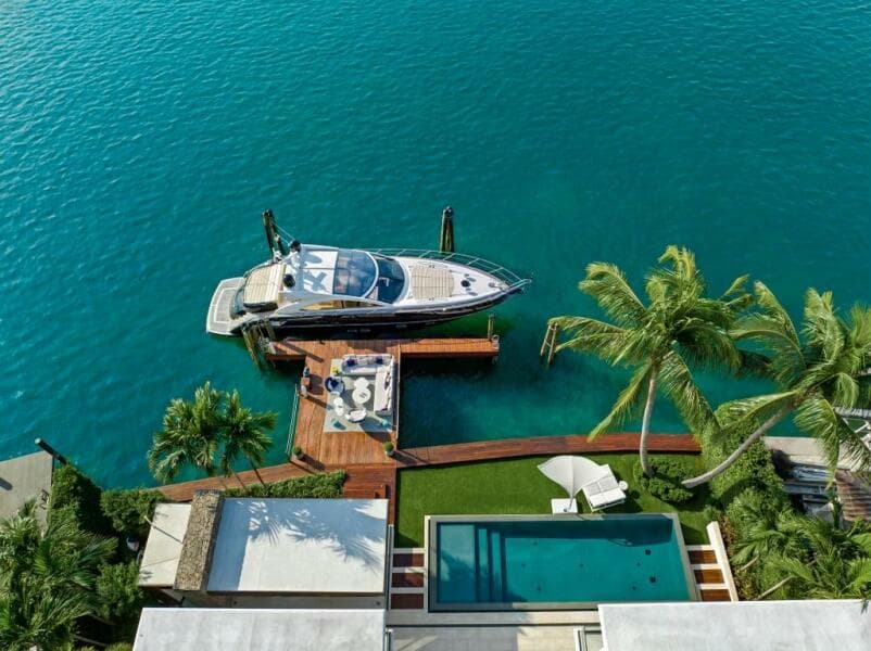2010 Sunseeker Predator 60