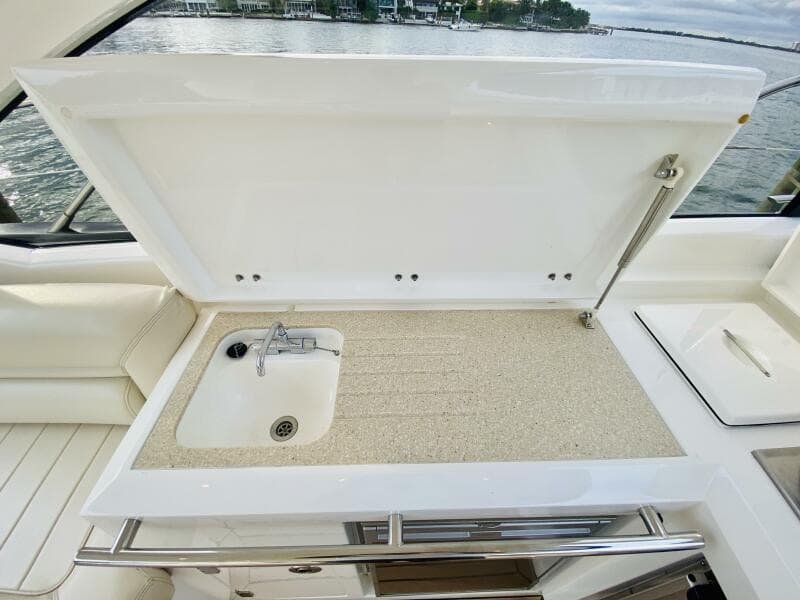 2010 Sunseeker Predator 60