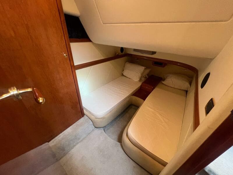 2004 Cranchi Atlantique 48