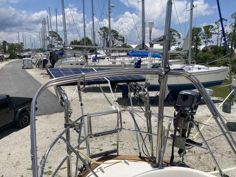1994 Pacific Seacraft Crealock 37