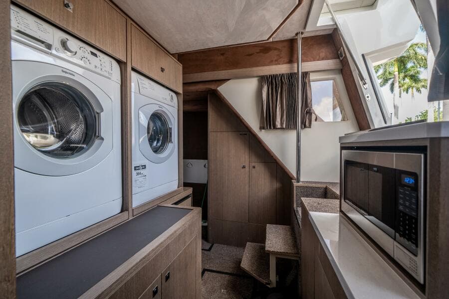 2019 Galeon 640 FLY