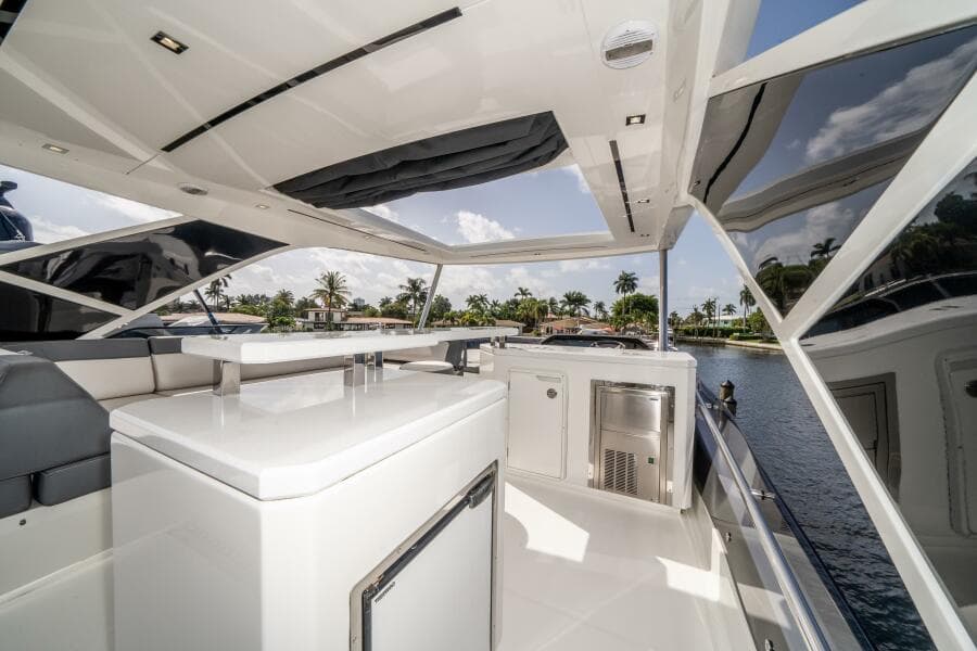 2019 Galeon 640 FLY