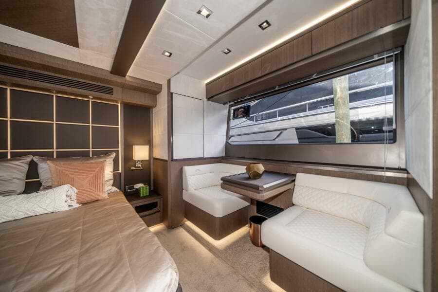 2019 Galeon 640 FLY