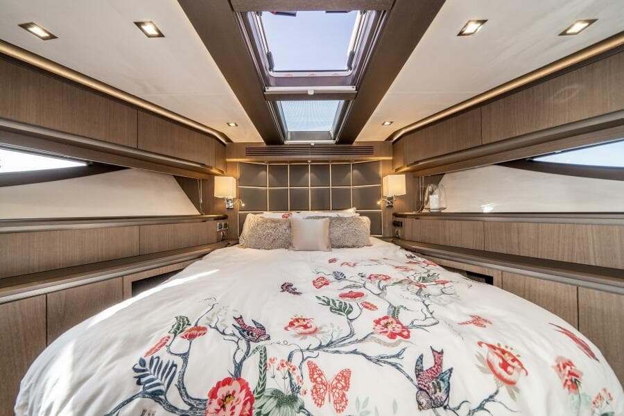 2019 Galeon 640 FLY