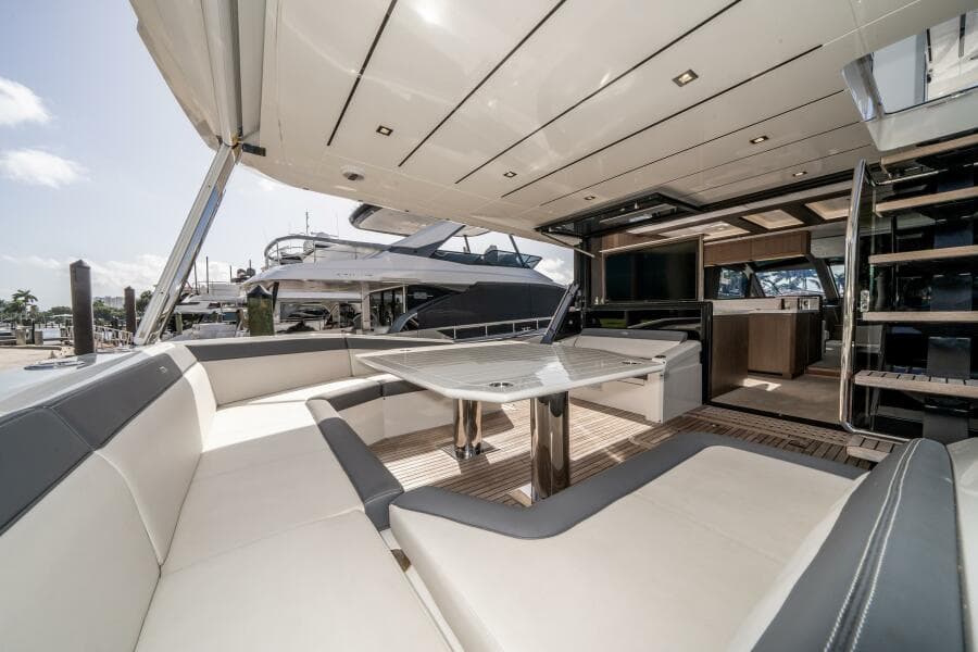 2019 Galeon 640 FLY