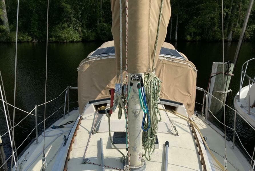 1977 Islander 36