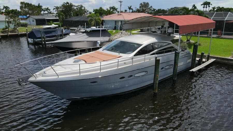 2006 Pershing 