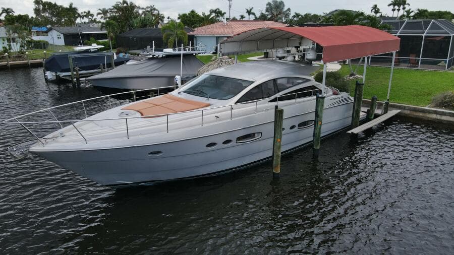 2006 Pershing 