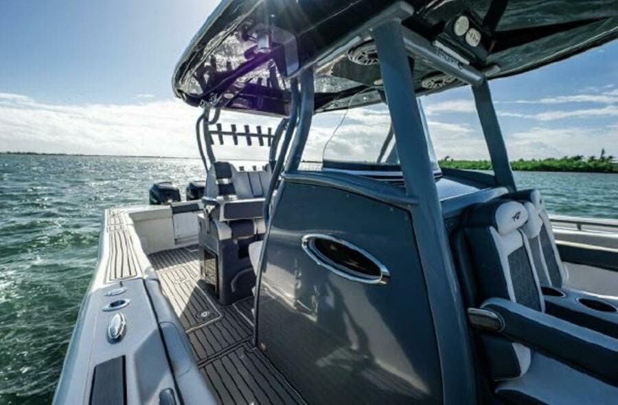 2020 Tidewater 320 CC Adventure