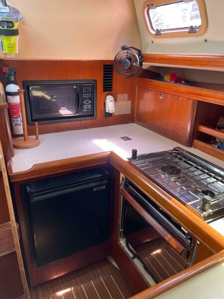 2006 Hunter 33