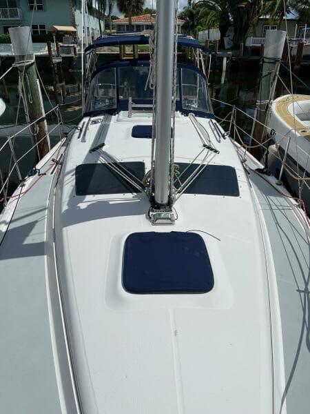 2006 Hunter 33