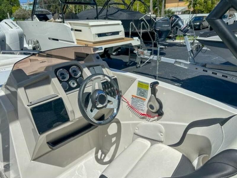 2024 Starcraft SVX 231 OB DH