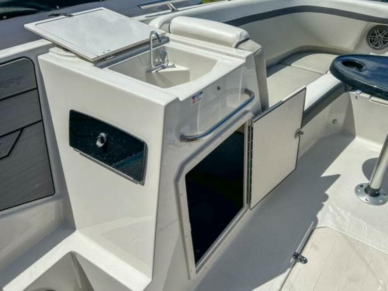2024 Starcraft SVX 231 OB DH