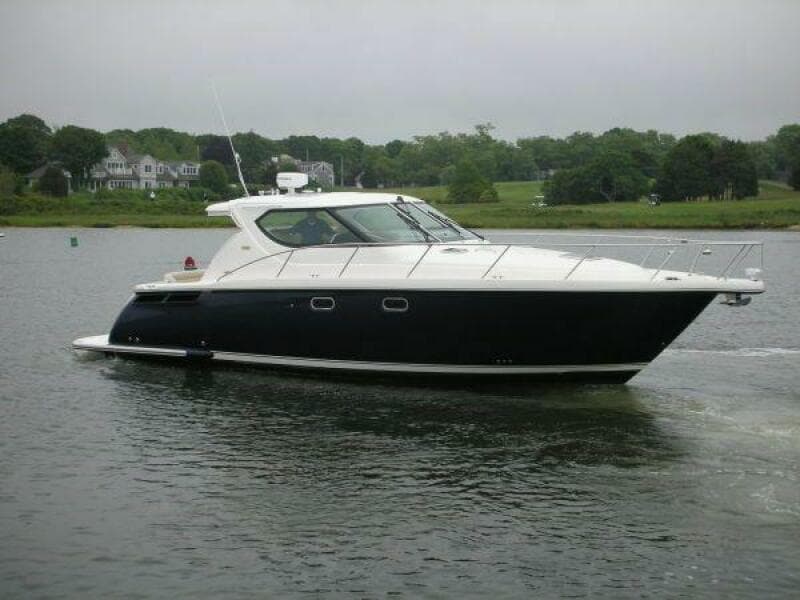 2009 Tiara Yachts 4300 Sovran