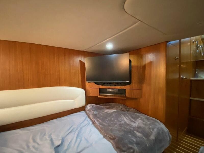2009 Tiara Yachts 4300 Sovran
