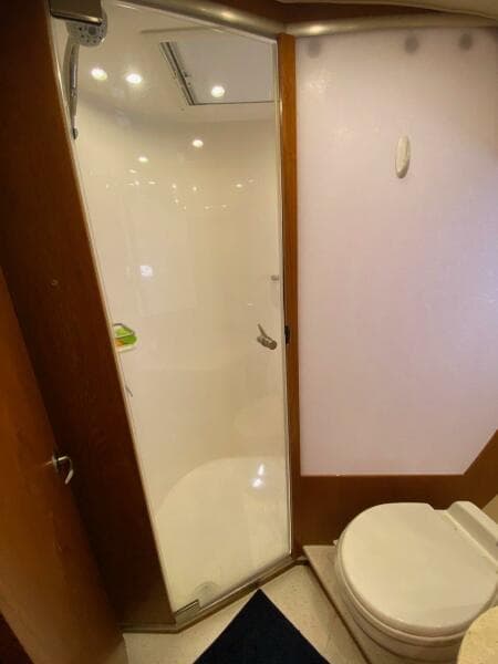 2009 Tiara Yachts 4300 Sovran