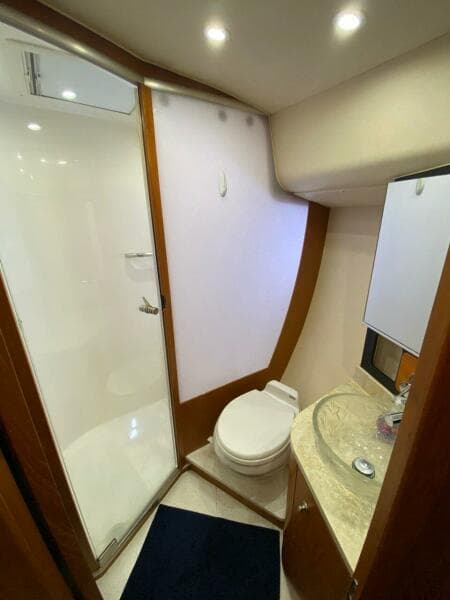 2009 Tiara Yachts 4300 Sovran
