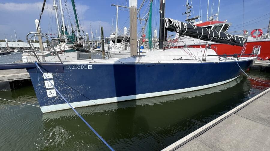 Bow Port