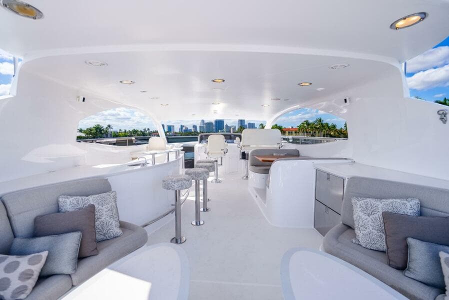 2008 Lazzara Yachts 116