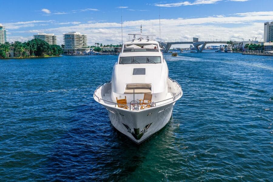 2008 Lazzara Yachts 116