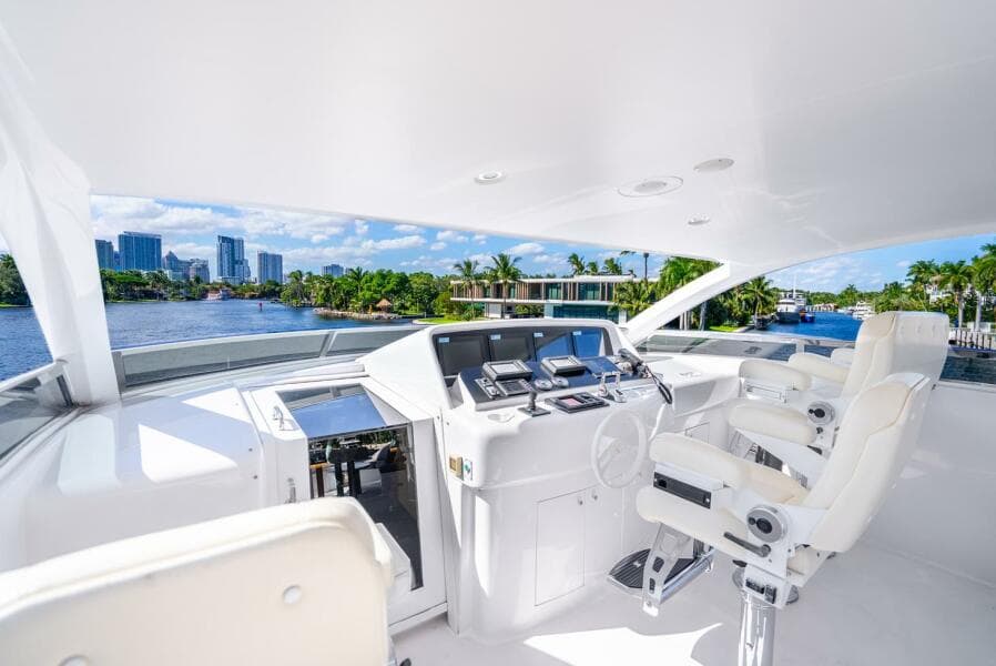 2008 Lazzara Yachts 116