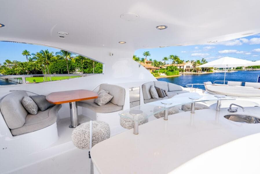 2008 Lazzara Yachts 116