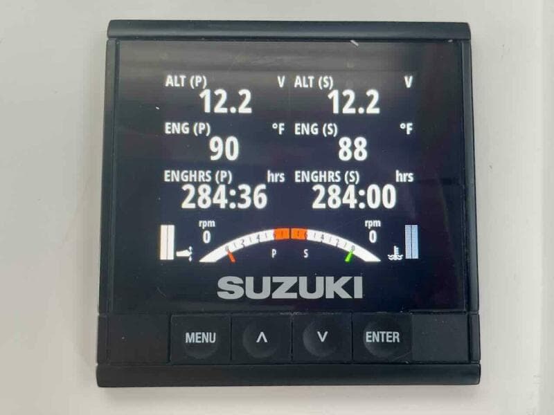 35' Great Harbour outboard data panel