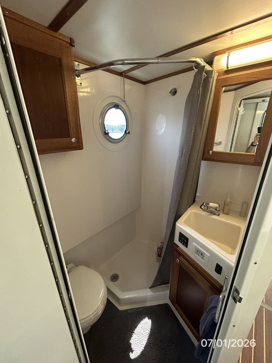 35' Great Harbour head