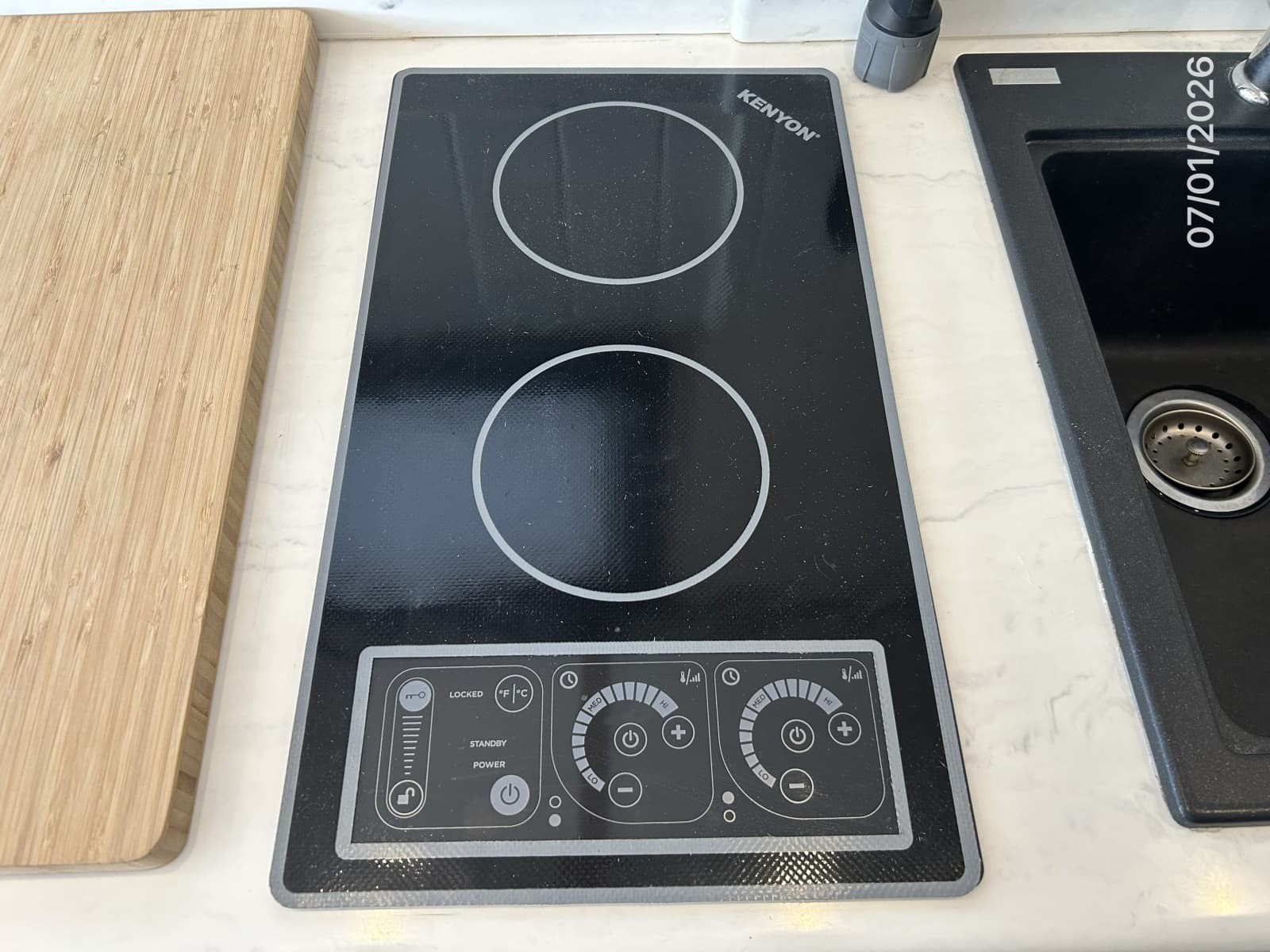 35' Great Harbour galley cooktop