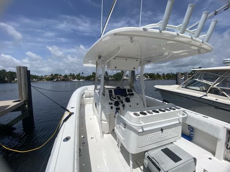 2006 Intrepid 370
