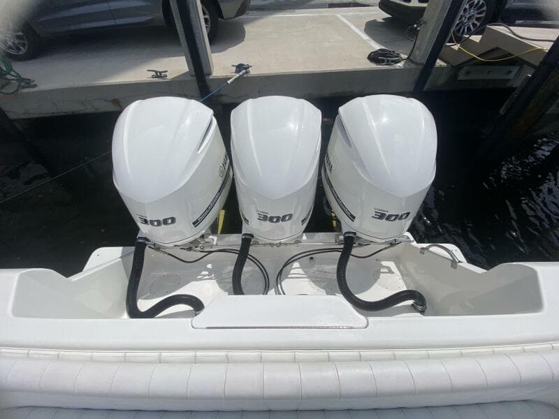 2006 Intrepid 370