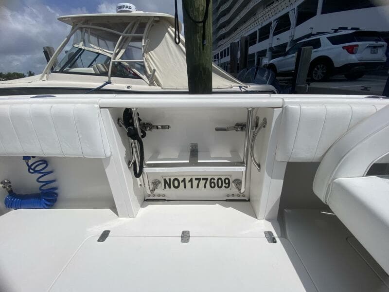 2006 Intrepid 370