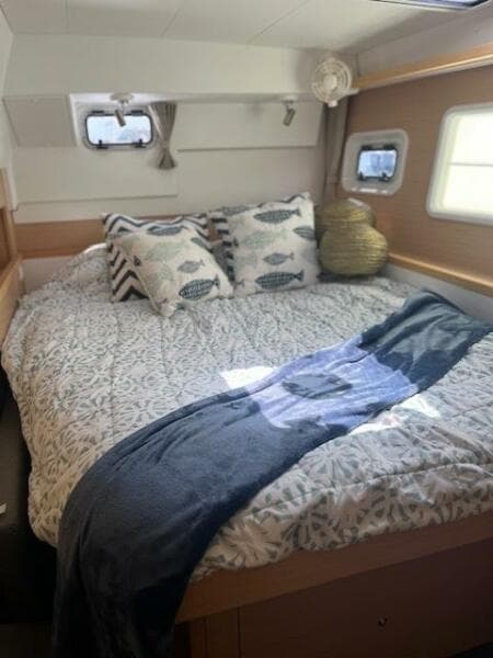 2016 Lagoon 400 S2