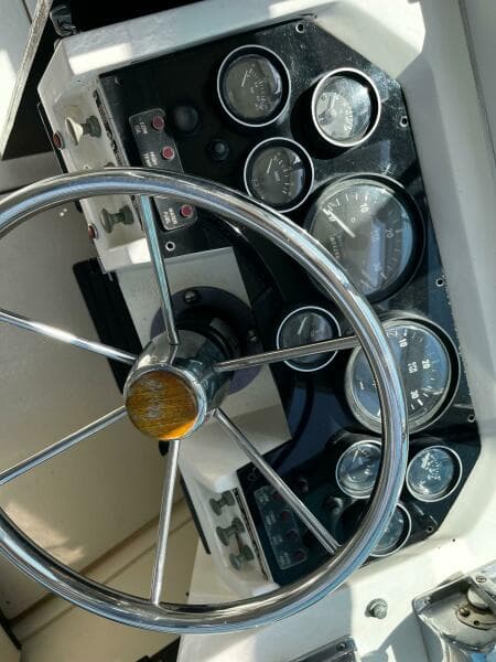 1988 North Coast 24 Express Sportfish