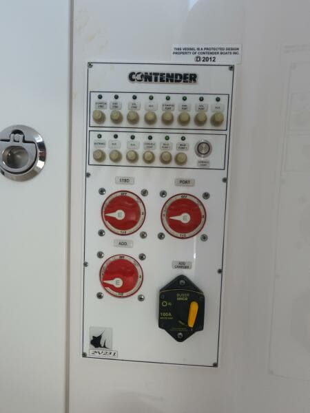 2018 Contender 32 ST