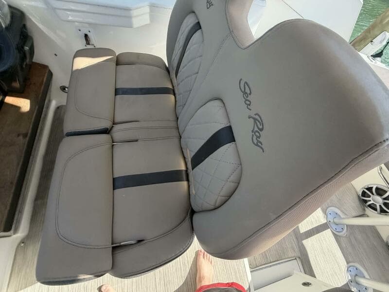 2016 Sea Ray 350 Sundancer