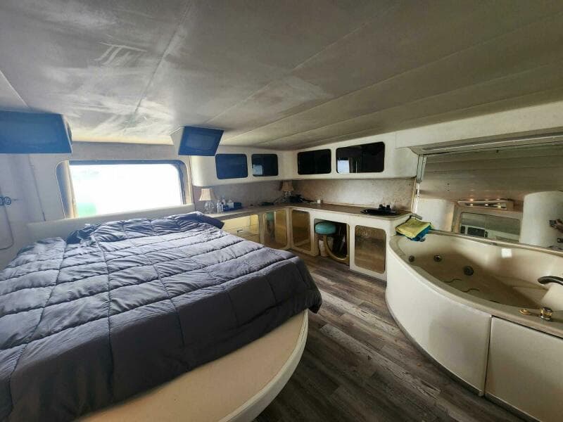 1984 Infiniti Express