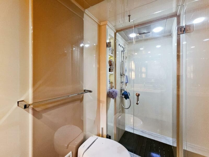 2013 Azimut 70