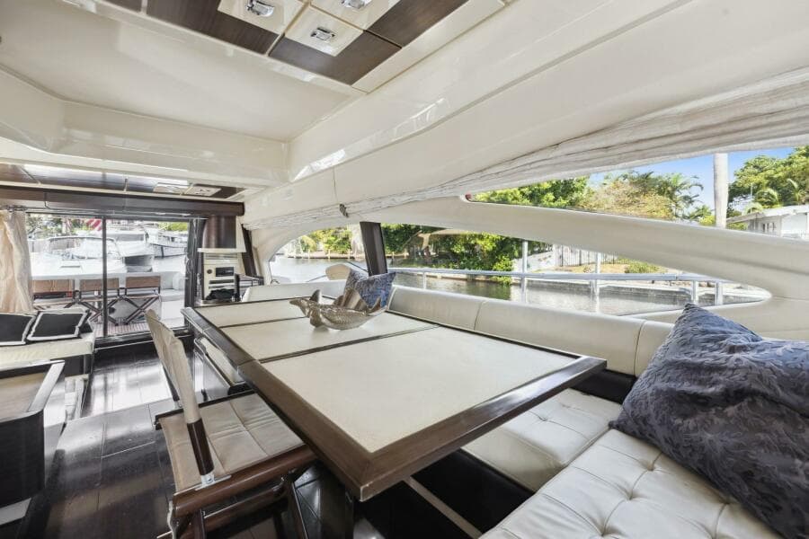 2013 Azimut 70