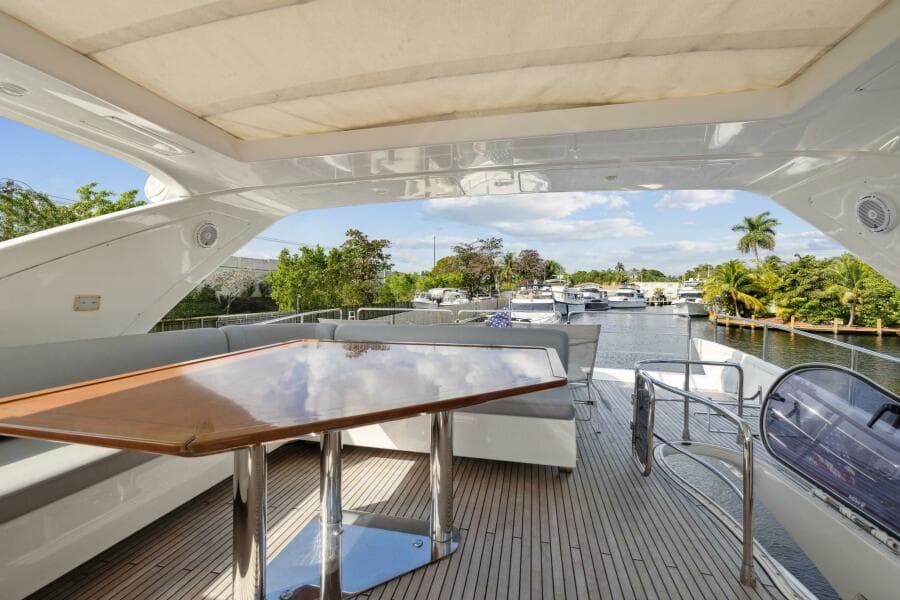 2013 Azimut 70