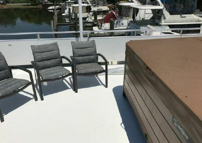 2017 Sumerset Houseboat