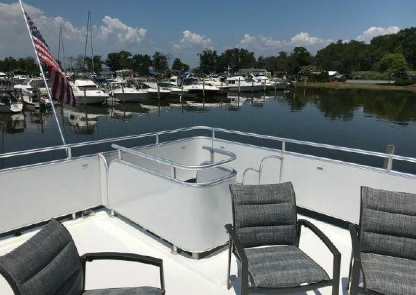 2017 Sumerset Houseboat