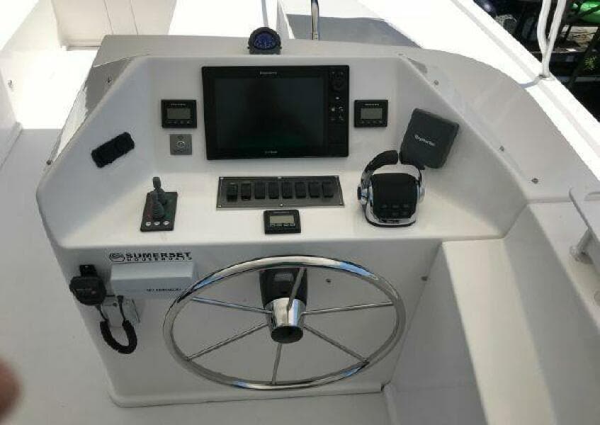 2017 Sumerset Houseboat