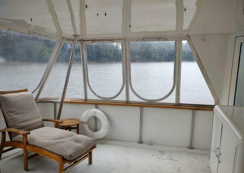 1996 Hatteras 50' Sport Deck