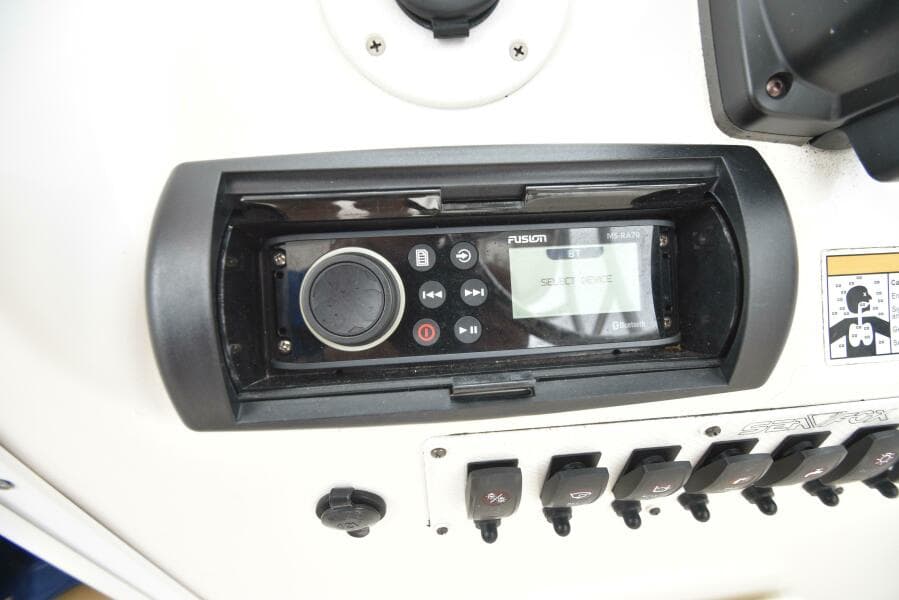 2011 Sea Fox 236WA