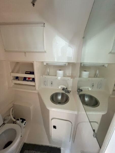 1997 Pursuit 300 Offshore