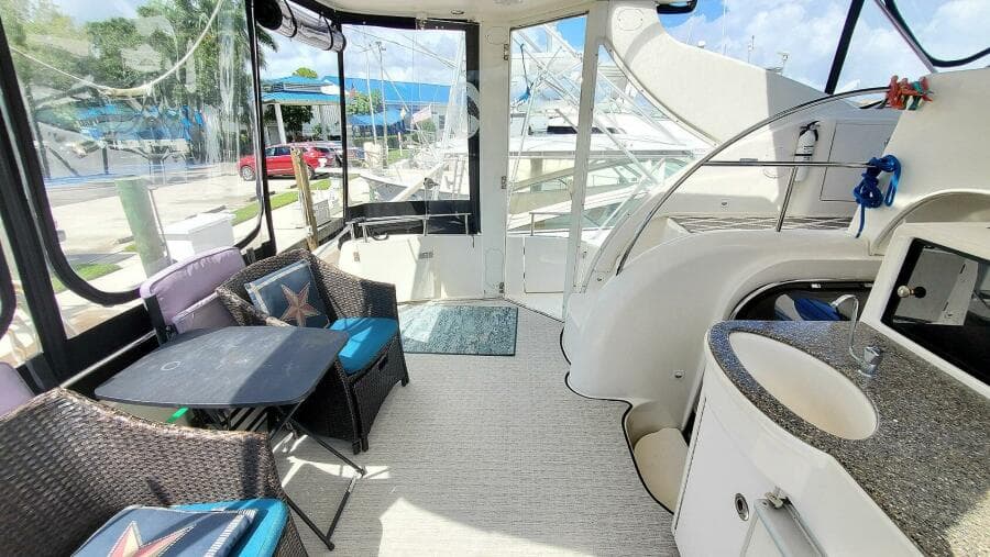 Sundeck Port