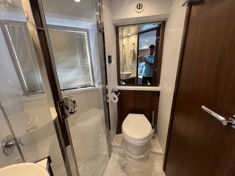 2015 Princess V52